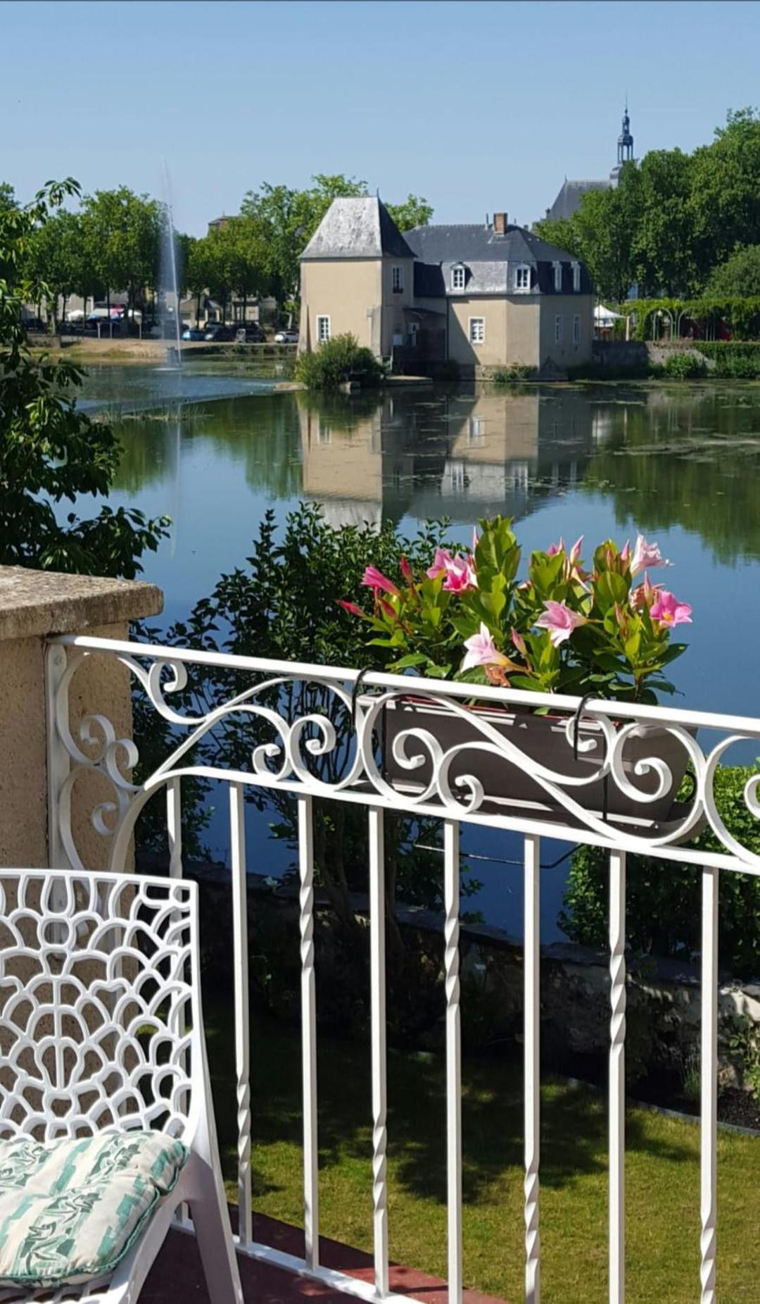 Villa Du Loir La Flèche Exterior foto